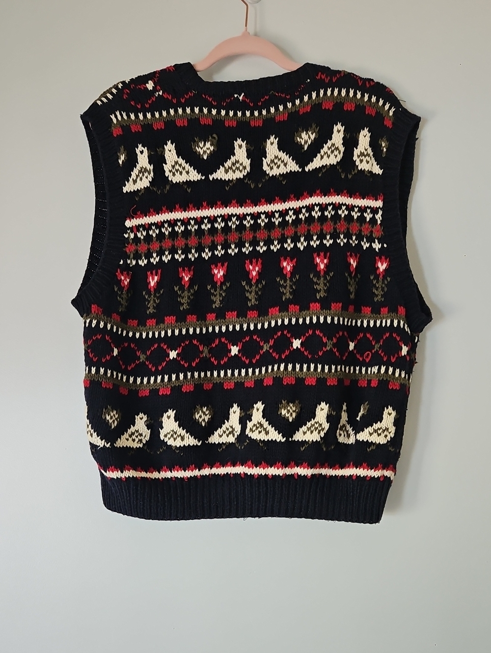L.L. Bean Black Fair Isle Bird Knit Vest - Picture 4 of 4